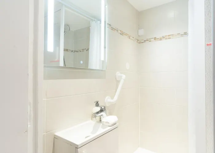 Palace - Planches تروفيي سور مير