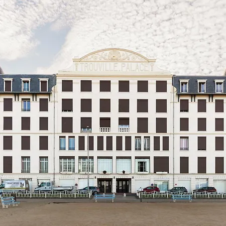 Apartman Palace - Planches *